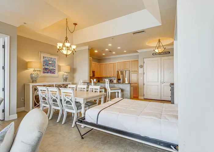 Pensacola Beach Penthouse With View And Pool Access!