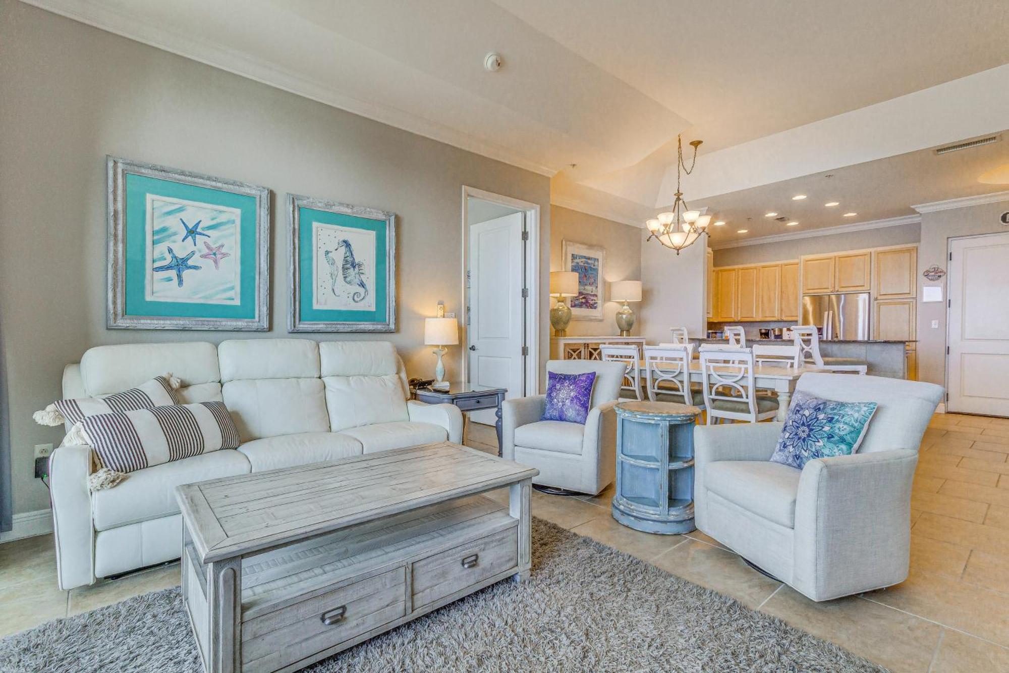 Apartment Pensacola Penthouse With View And Pool Access!